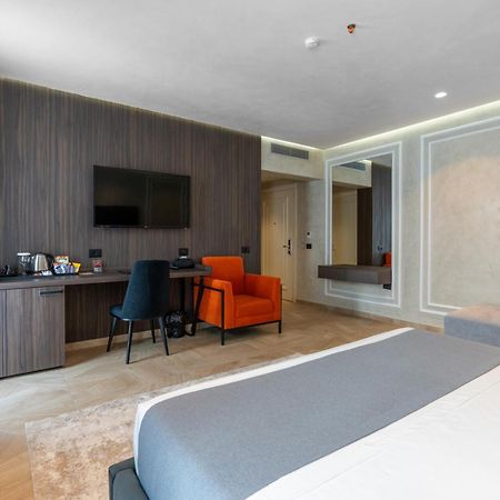 Hotel Plaza Berat Extérieur photo