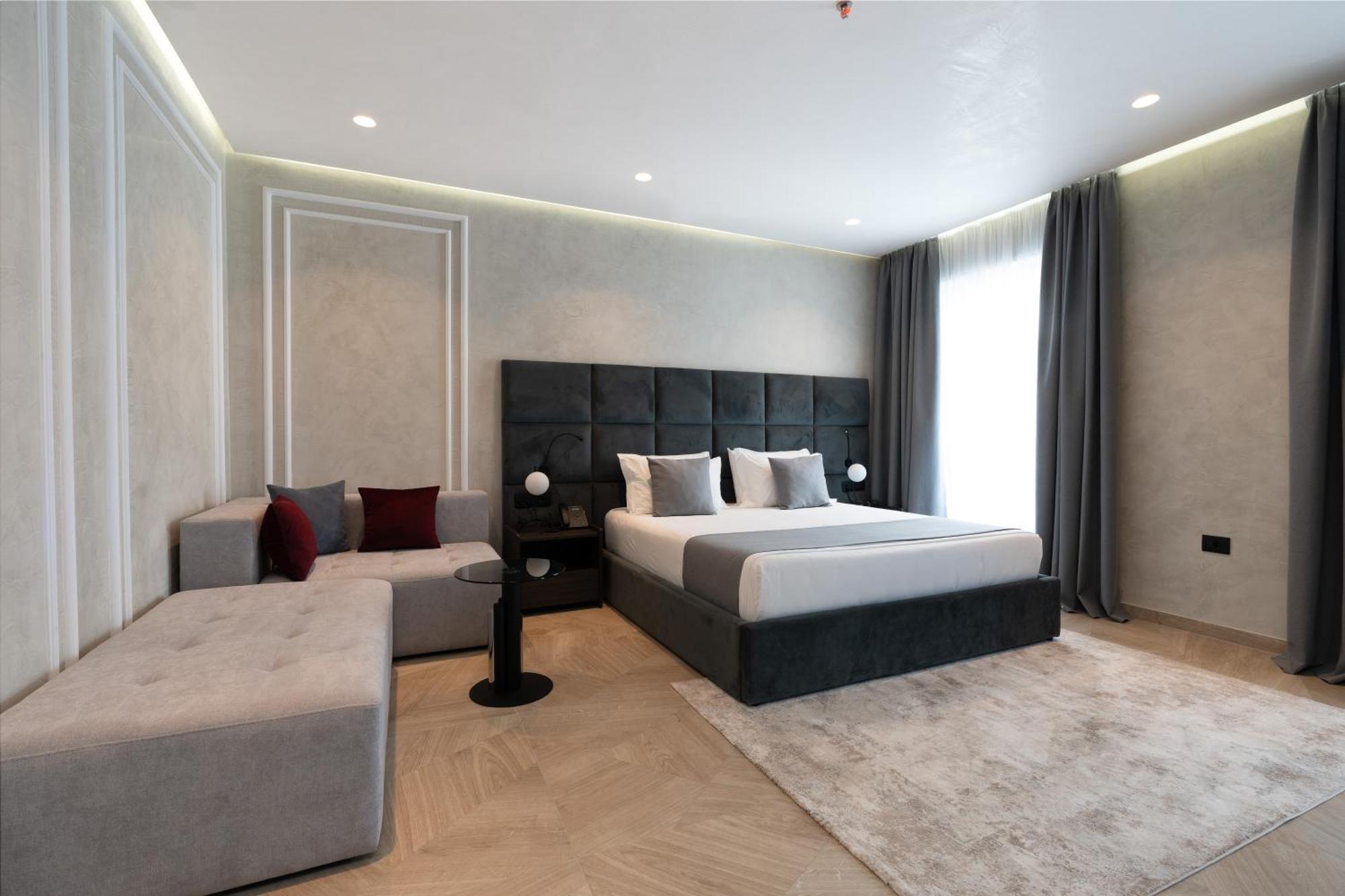 Hotel Plaza Berat Extérieur photo