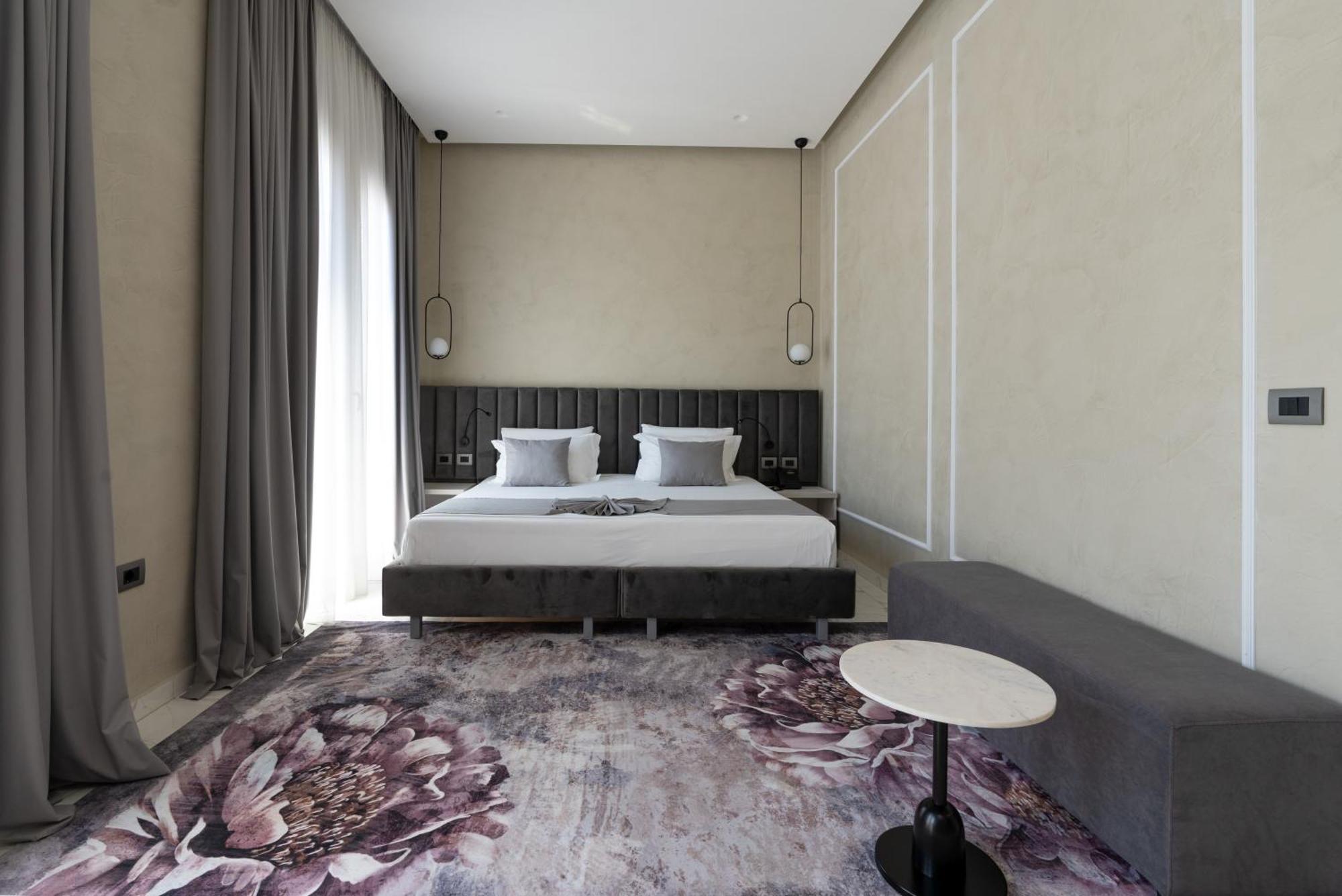 Hotel Plaza Berat Extérieur photo
