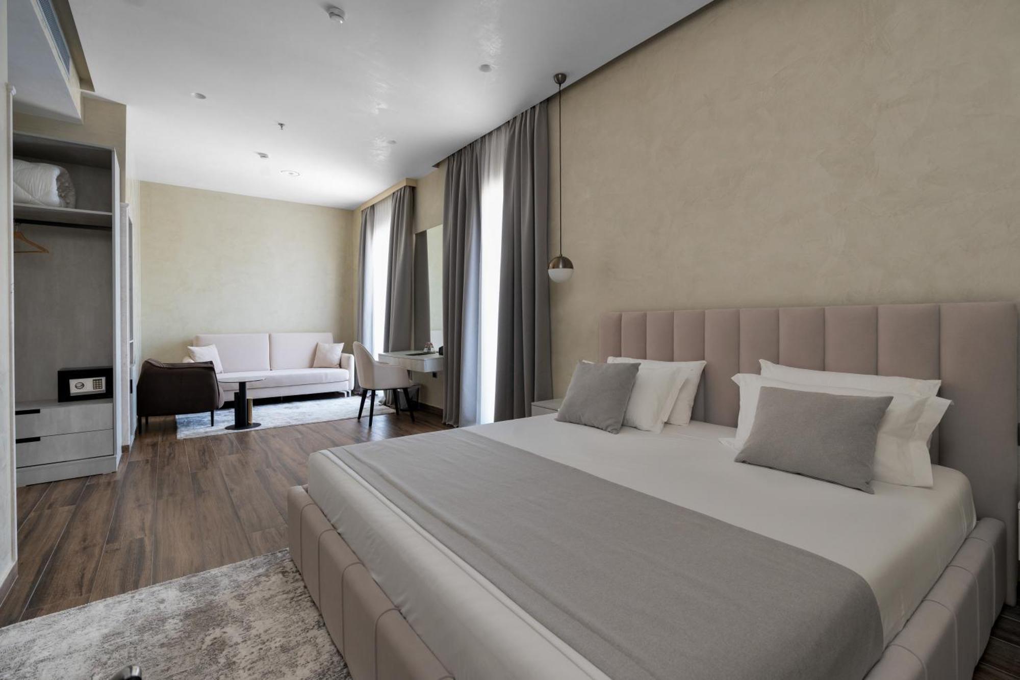 Hotel Plaza Berat Extérieur photo