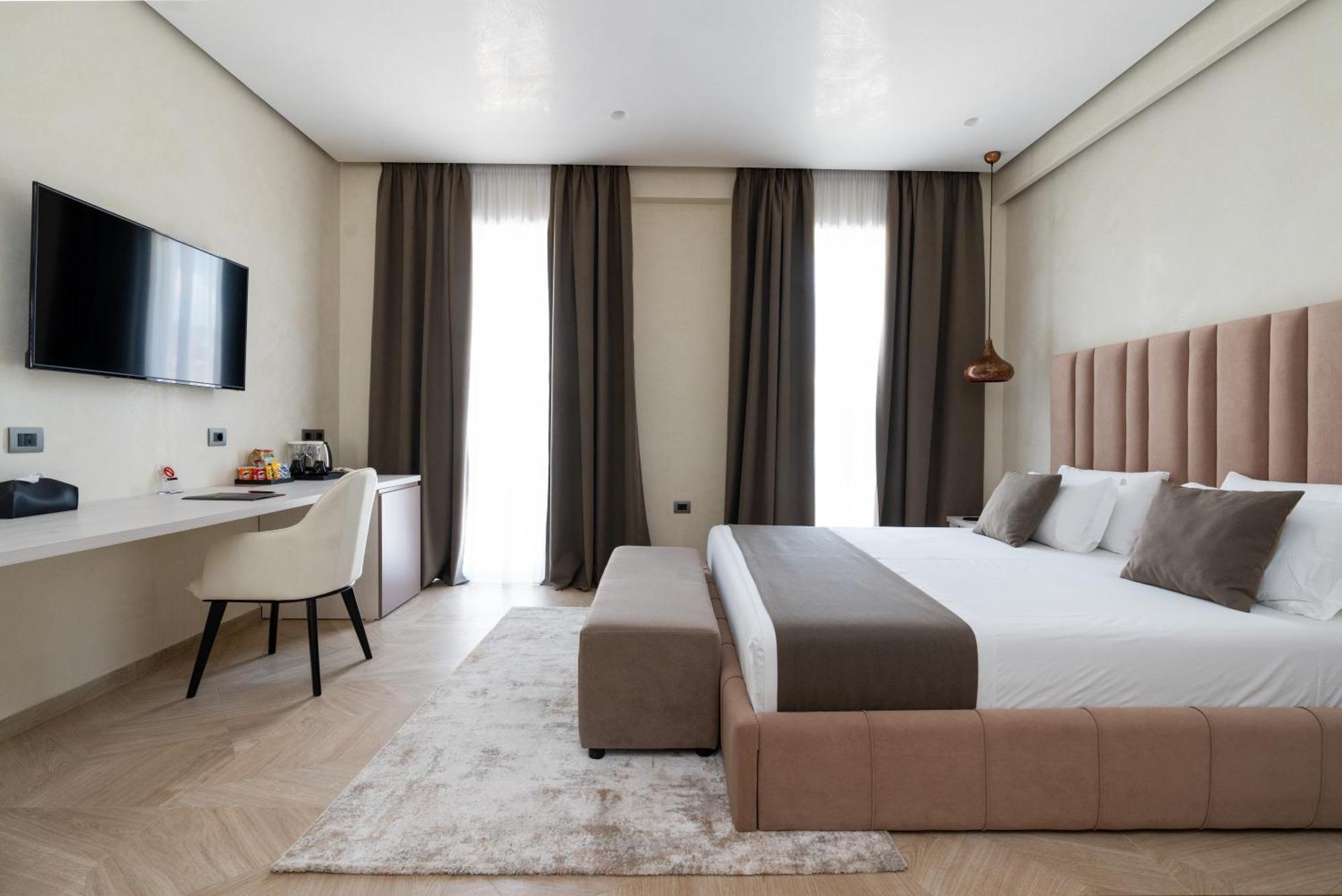 Hotel Plaza Berat Extérieur photo