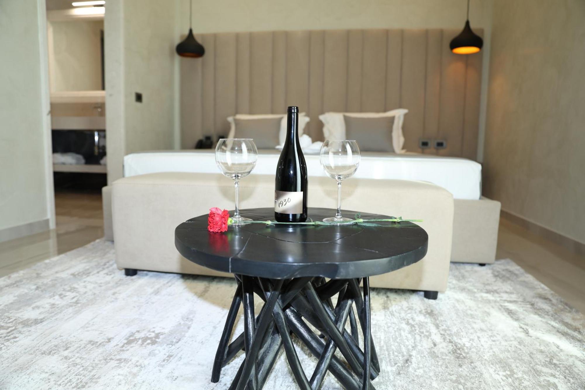 Hotel Plaza Berat Extérieur photo